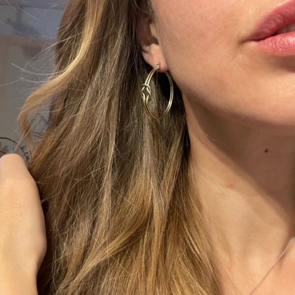 Vintage double knot hoop earrings - Picture 2 of 3